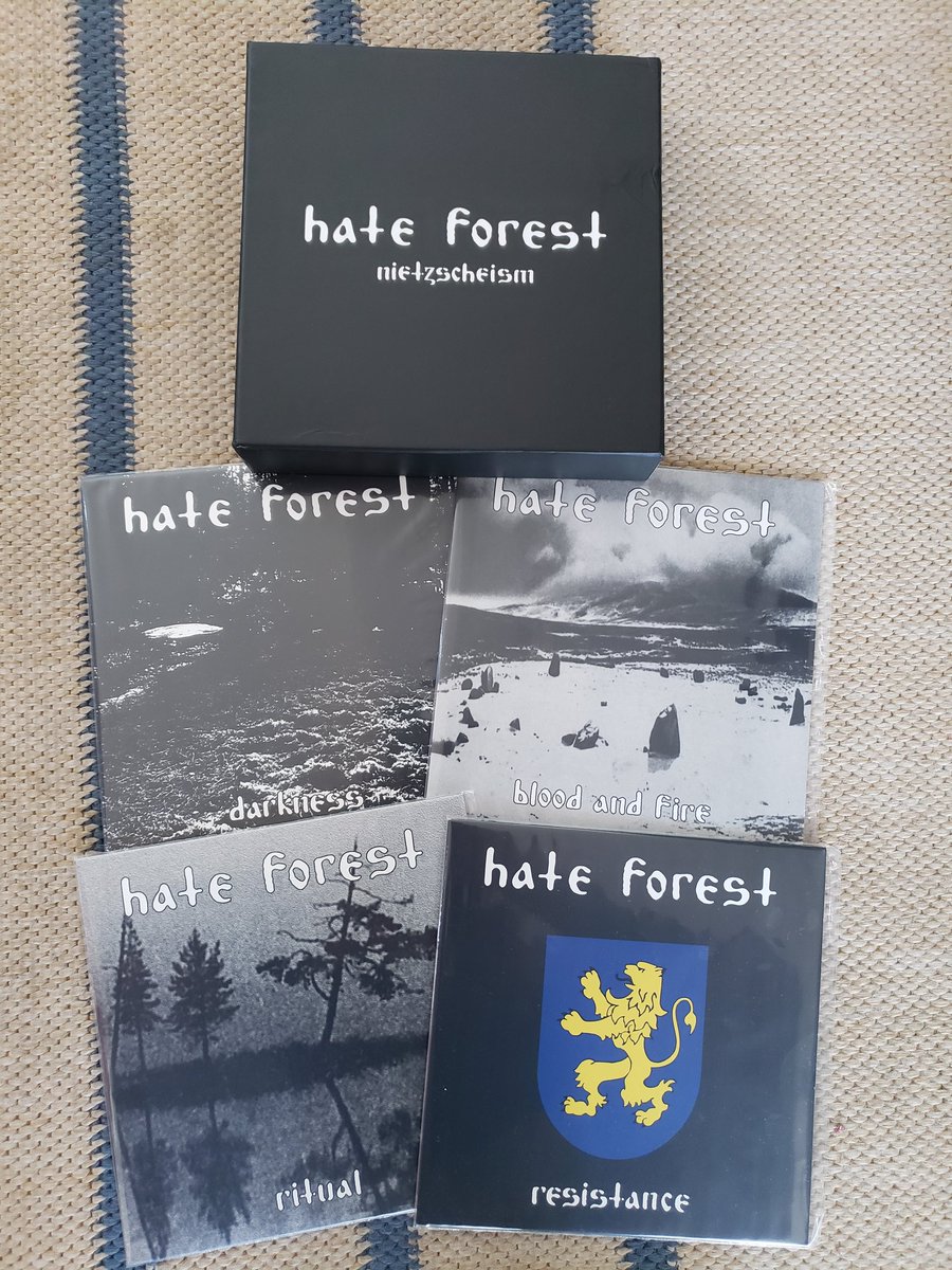 kampfar88's tweet image. 🇺🇦Hate Forest
Honor for you country.
#HateForest #Ukraine