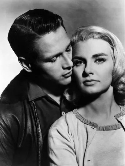 A very happy birthday to Joanne Woodward. Pictured here with Paul Newman, c.1958. 