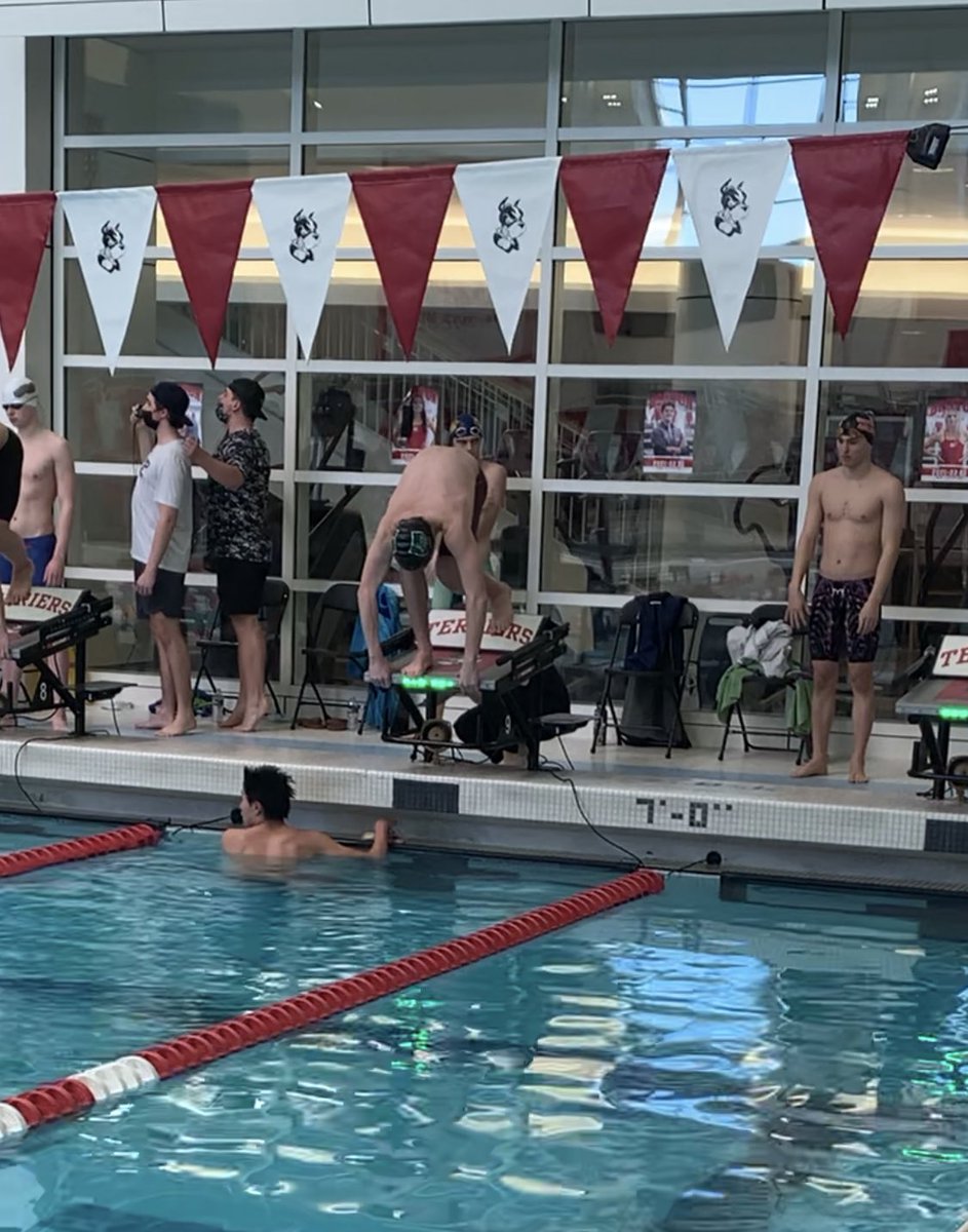 AustinPrepSwim's tweet photo. Dan Cory gets a personal best in the 200 freestyle for the first swim of the day! #apswim #miaaswimming #d1states https://t.co/2g4PKvmYQg