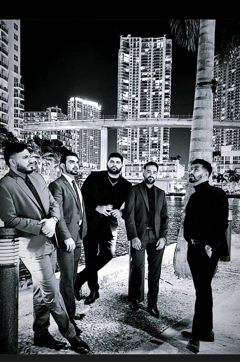 zainafzal2002's tweet photo. #miamivibes #miami #backwhereitallstarted https://t.co/zoCd0ru52s