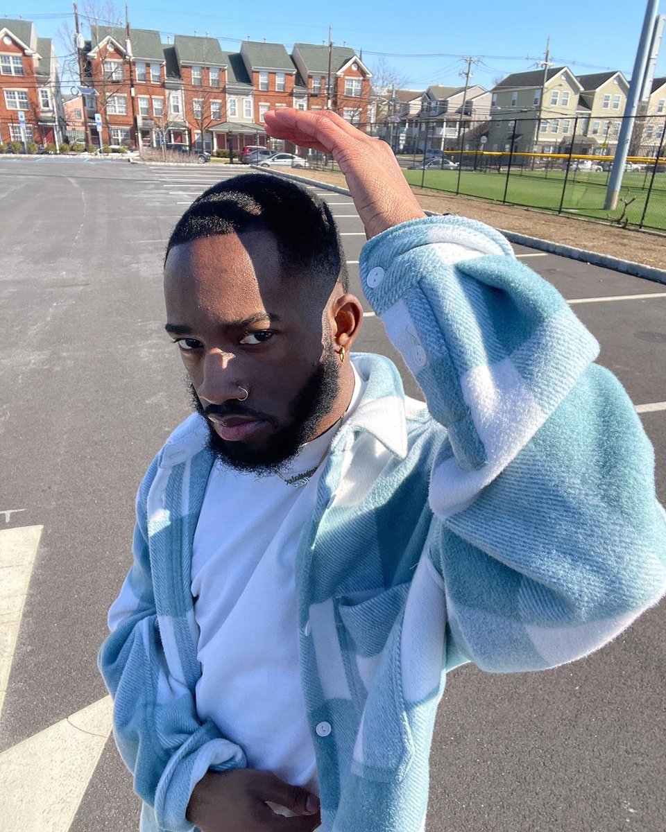 sushiking28's tweet photo. Fuck it up and then leave, come back, fuck it up and leave again.🔥#daddystatus #explorepage #gaymen #fashion #vintage #chocolate https://t.co/7w19htItZN