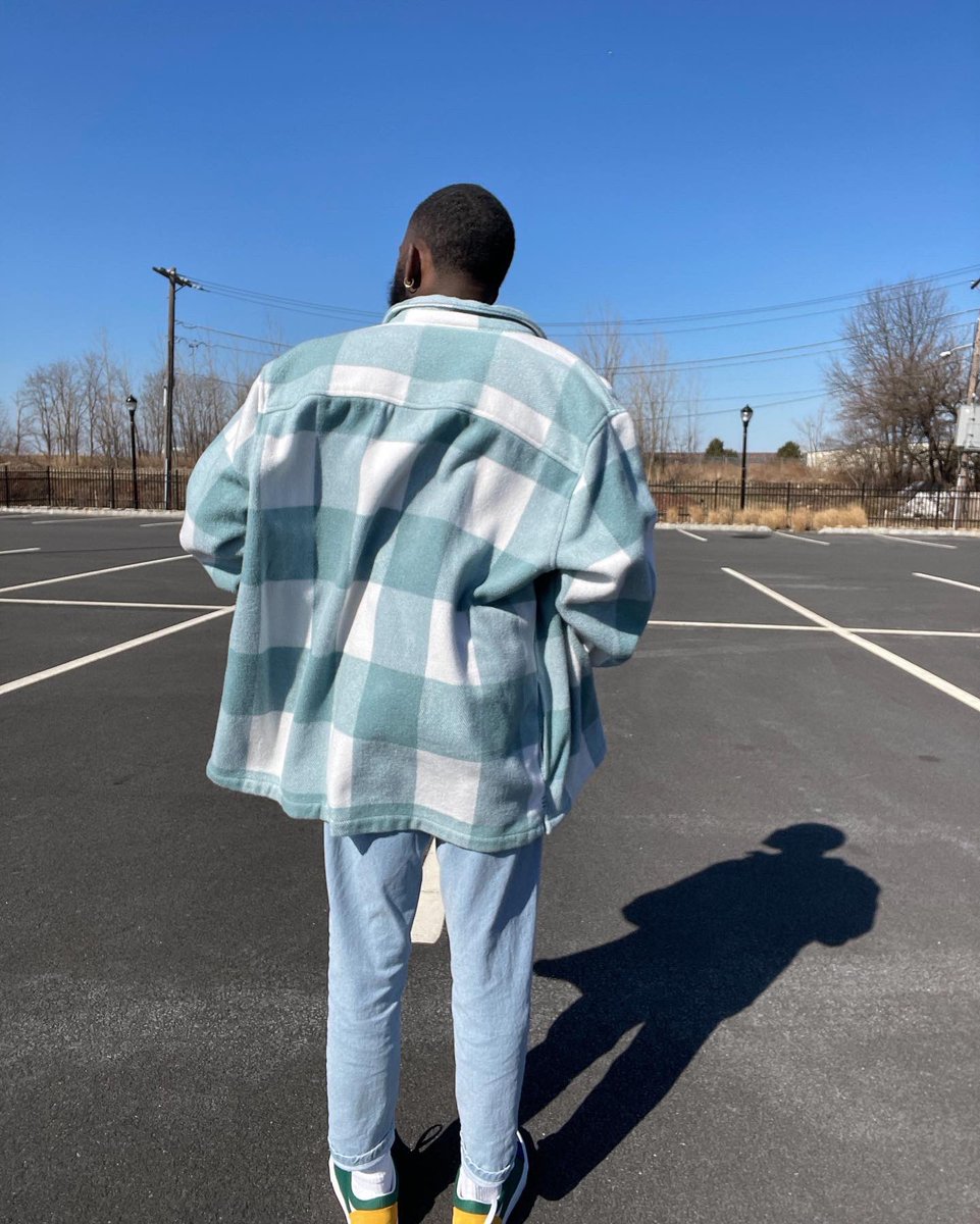 sushiking28's tweet photo. Fuck it up and then leave, come back, fuck it up and leave again.🔥#daddystatus #explorepage #gaymen #fashion #vintage #chocolate https://t.co/7w19htItZN