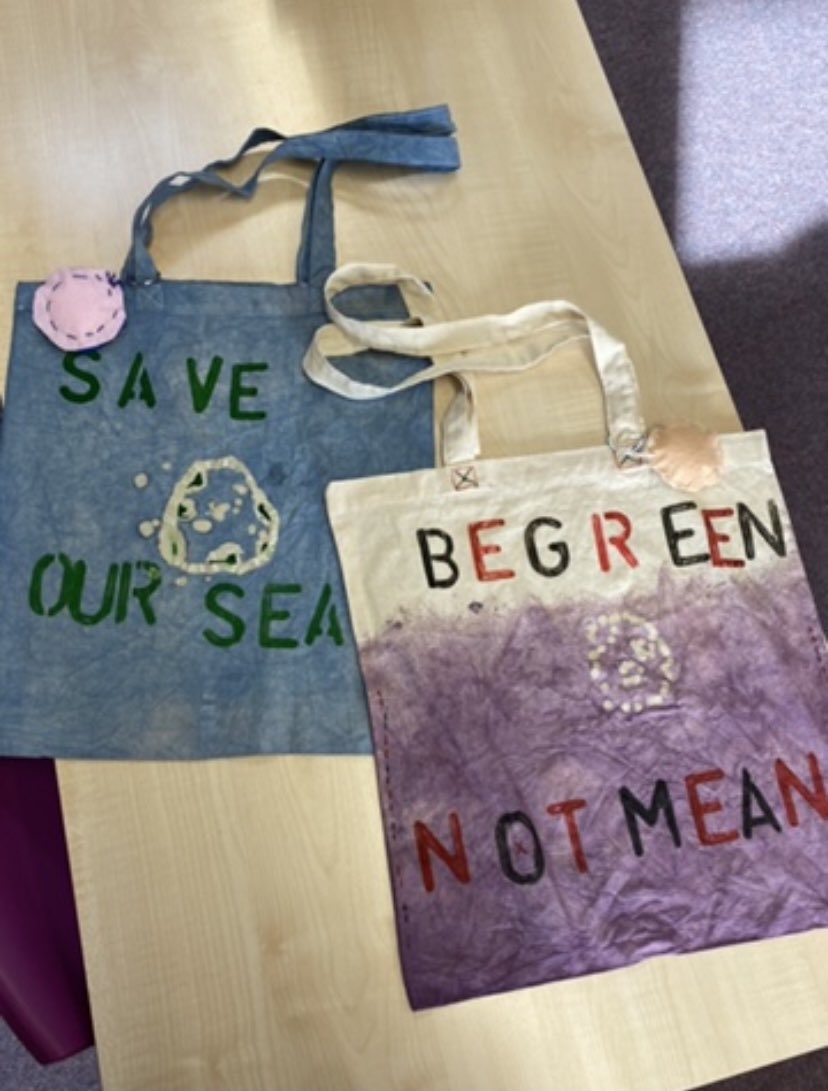 Last half term, as part of their DT project, Year 5 designed and created their very own, sustainable bag for life. They used Batik, tie die and sewing techniques to create these amazing final pieces!