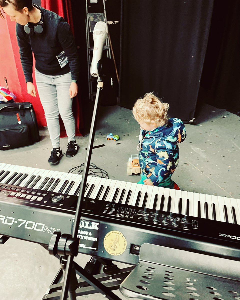 What a special time in Broseley. Thanks to all who came to my gig &amp; biggest thanks to Caroline who made our stay with her so full of love and laughter. Being on the road with Flynn and Heidi feels like an adventure! Guildford, Taunton &amp; Birmingham nxt weekend. Bx <a href="/BroseleyBirch/">Birchmeadow Centre</a>