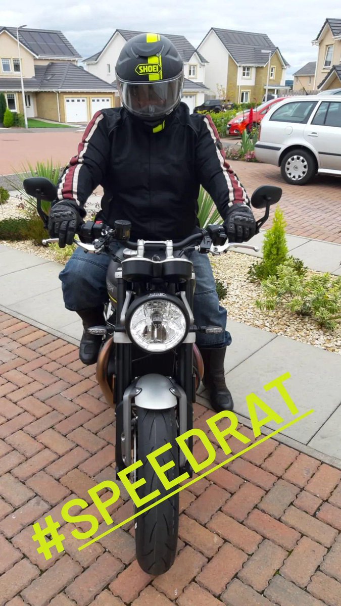 keepitcooking1's tweet photo. First proper ride of 2022 on my #SpeedRat Triumph 1200 Bonneville Speed Twin @UKTriumph #SundayFunday #Ride https://t.co/nYJKgmGRQP