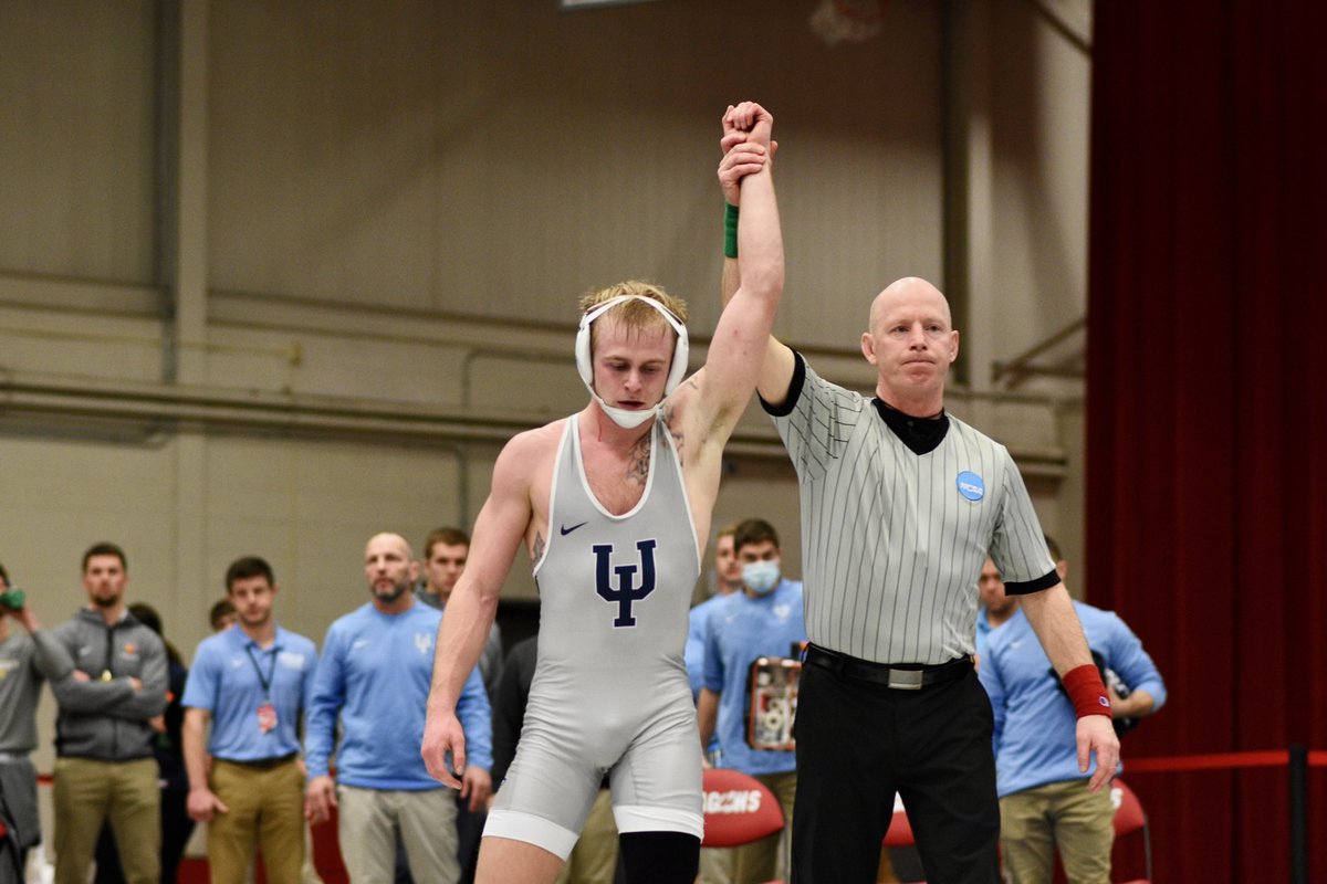 Upper Iowa Wrestling tweet media