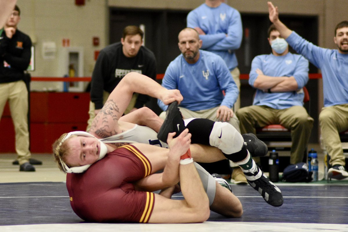 Upper Iowa Wrestling tweet media