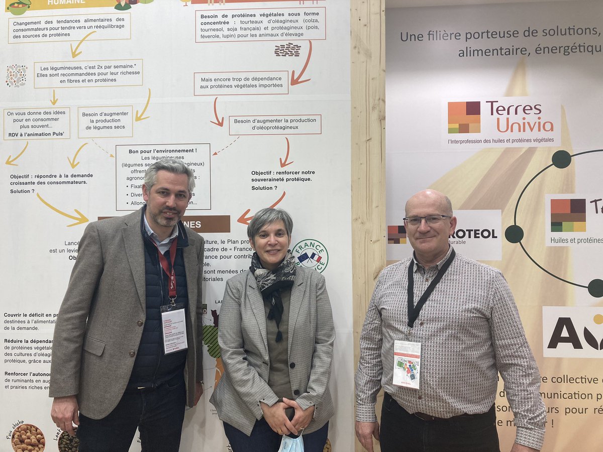 #SIA2022 Merci à <a href="/severine_gipson/">Séverine Gipson</a> pour ces échanges toujours riches et fructueux sur les enjeux de la filière des huiles et protéines végétales: conjoncture et crise internationale #planprotéines ,#EGALIM2 <a href="/Oleo100_FR/">Oleo100</a> <a href="/LeggoFR/">Association LEGGO en France</a>  <a href="/menierjeanrene/">menier jean rene</a> <a href="/fabricechanuel/">Fabrice Moulard</a> <a href="/terresoleopro/">Terres OléoPro</a>