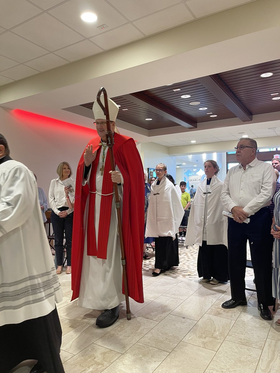 CTKLT's tweet photo. We’ve got a packed house for our Confirmation Mass! Congratulations and prayers for our Confirmandi! https://t.co/fBN7Mp7OVL