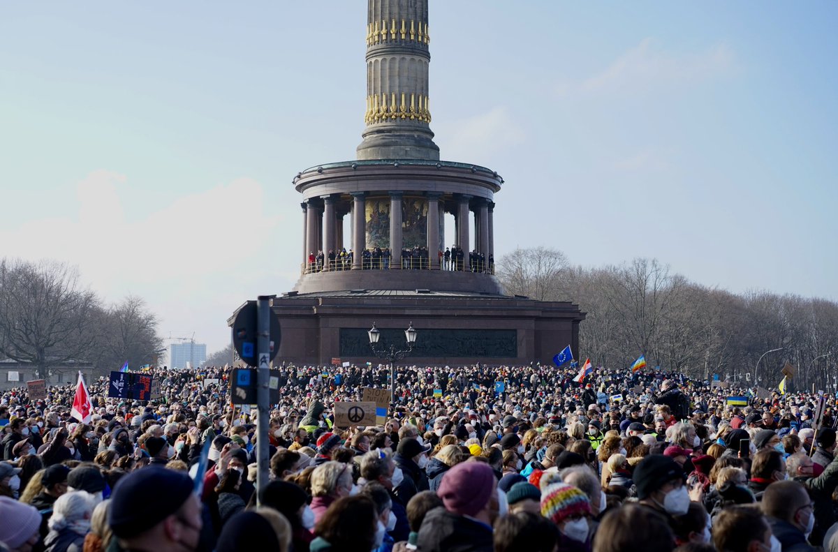 mikejonesberlin's tweet photo. Berlin today #StandWithUkriane https://t.co/MrsGjQM1ei