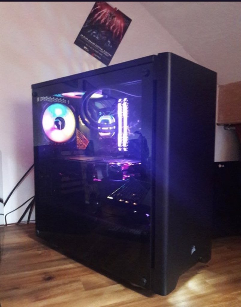 compte_a_vend's tweet photo. #CONCOURS 🎁 

Tentez votre chance de gagner un PC GAMER d’une valeur de 3.888,00€ ! 

(Vous pouvez recevoir l’argent via PayPal)

Pour participer:

Retweet♻️
Follow @Zeuss_Supercell &amp; Like le dernier tweet de @shenzzQS 
Mentionne 2 amis 👫

Tirage le 12 mars 💥🎅🏽 https://t.co/AUgnSN4V0c