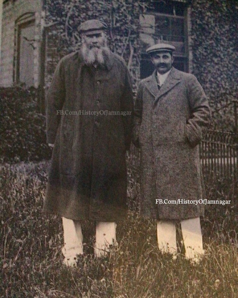JamnagarHistory's tweet photo. Cricketers from another age. W. G. Grace and K. S. RanjitsinhJi, Outside of Ranji's house. (Year-1908)

#Jamnagar #HistoryOfJamnagar #JamnagarHistory #History #Nawanagar #NawanagarState #JamSaheb #RanjitsinhJi #Ranji #RanjiTrophy https://t.co/xZBmrpiDgP