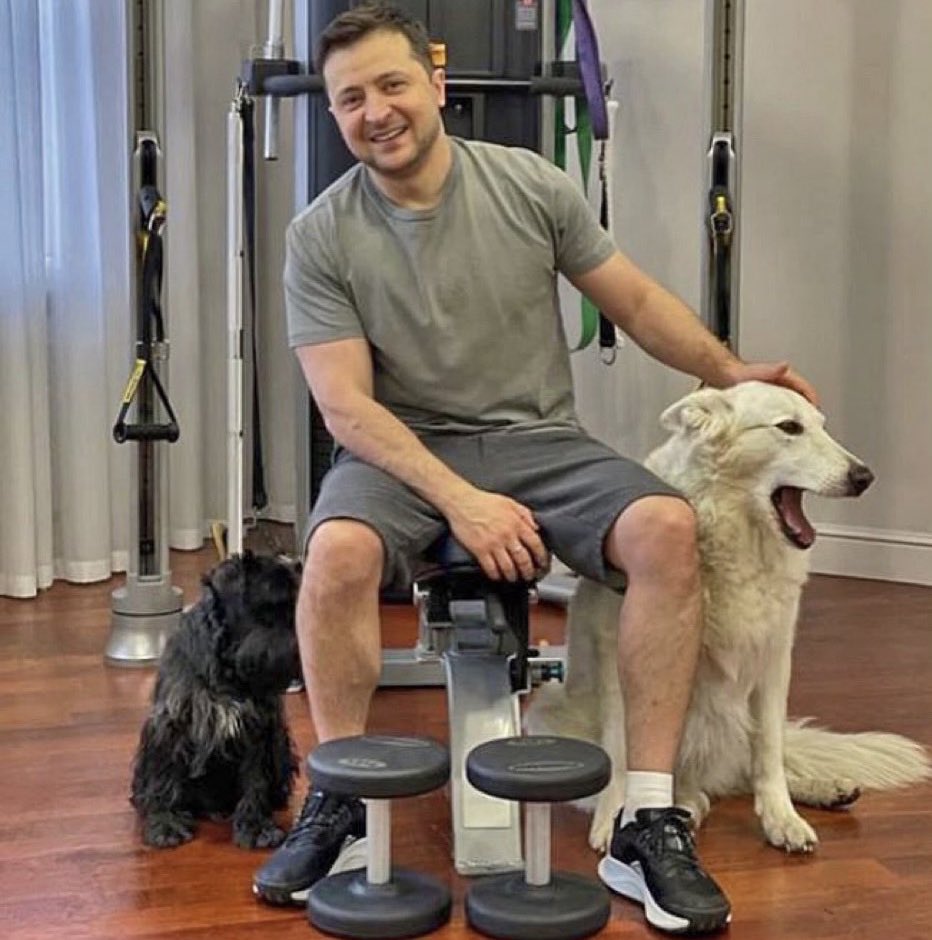 The Oval Pawffice® 🇺🇸 DOTUS Fans tweet media