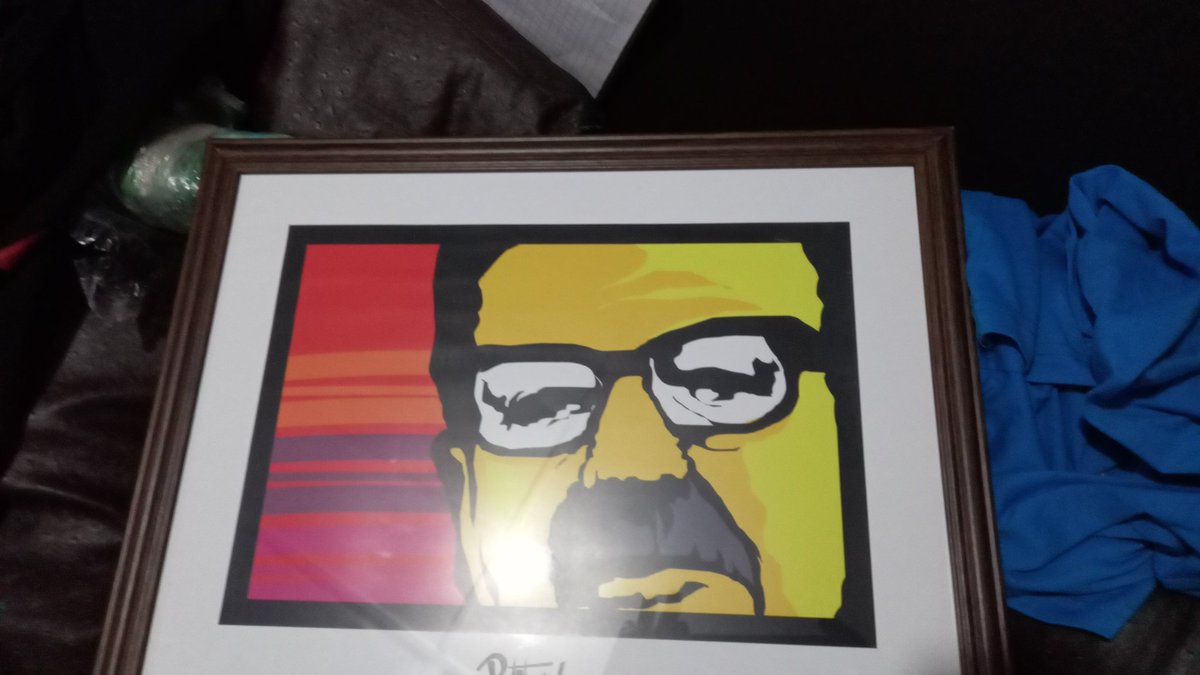 OConchali's tweet photo. Gracias a todos quienes han compartido la Rifa de los discos autografiados y el cuadro... Pero... aun no vendemos ni 1 número. Mañana NO hay olla comun. 😰

@rodrigosepu @JaimeColomaT https://t.co/4DA1ByTZIZ