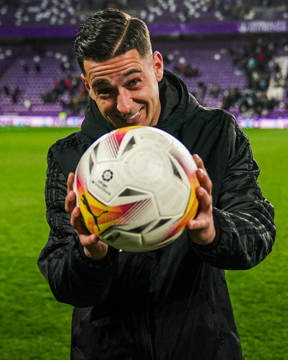 realvalladolid's tweet photo. 💜💜💜 https://t.co/idBWfVzHmI