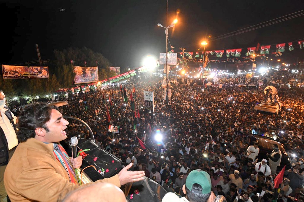 ImranKaimKhani_'s tweet image. شکریہ بدین ✌
#AwamiLongMarch