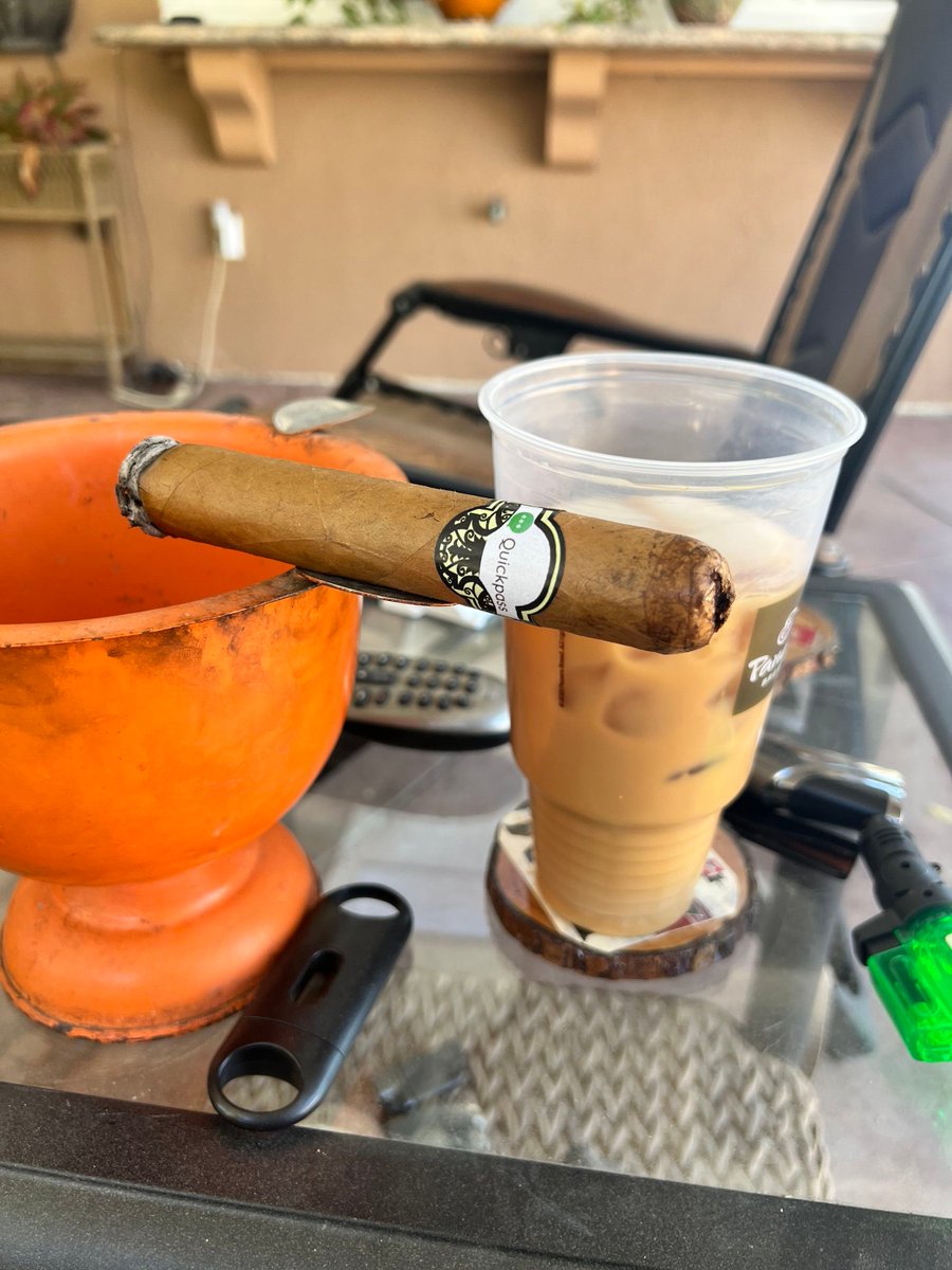 VistemSolutions's tweet image. Afternoon Cigar #Quickpass