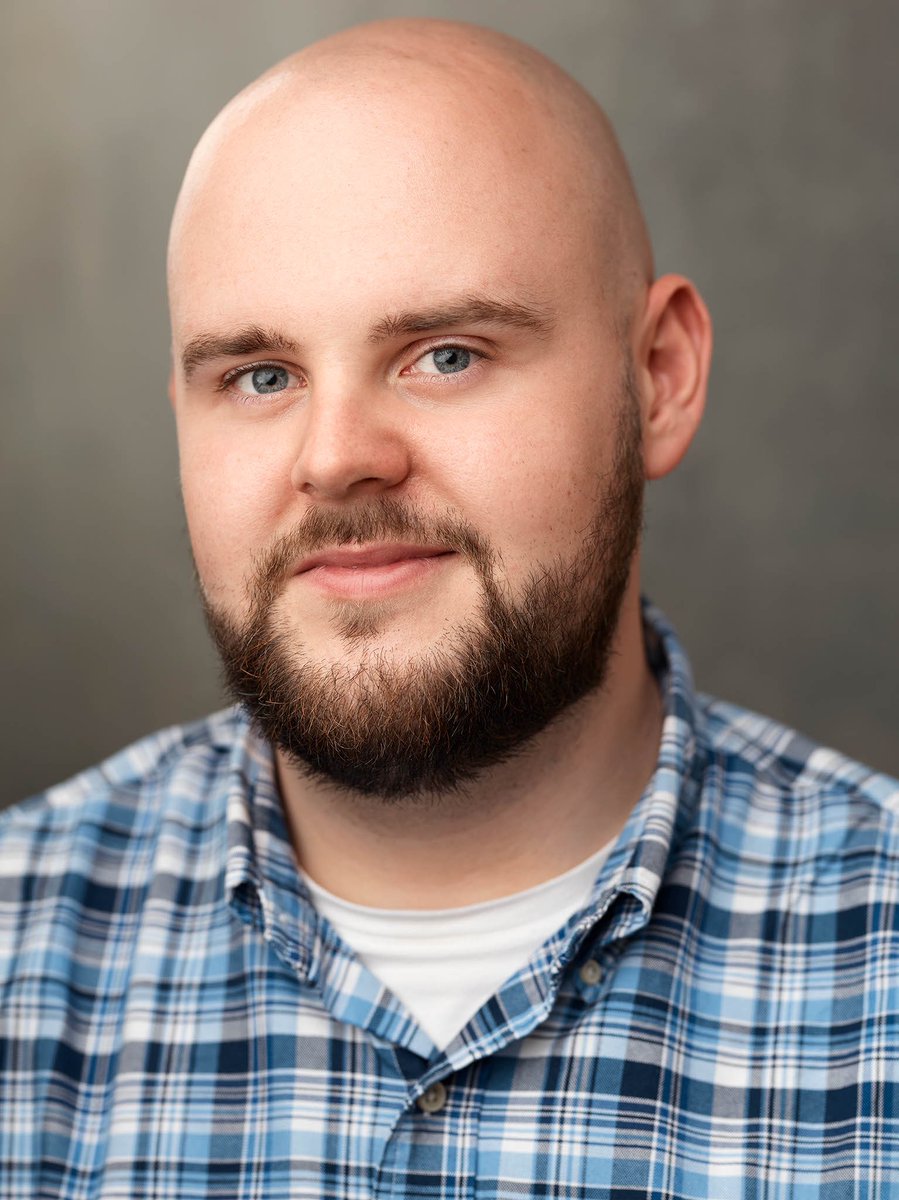 Okay Twitter I need your help, just found out my agent closed her agency and never told me 😔 feeling a bit sad and down. Here is my Spotlight: spotlight.com/1978-9051-1453 I’m a plus sized actor based in the North West. Would really appreciate any RT’s or help x  <a href="/network_actor/">TheActorSupportNetwork 🇺🇦</a> 🙏🏻