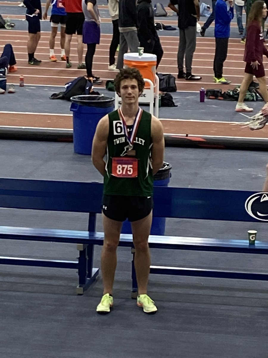 Congratulations to Anthony Engle for his 4th place finish at the Indoor State Championships with a time of 1:55.52!