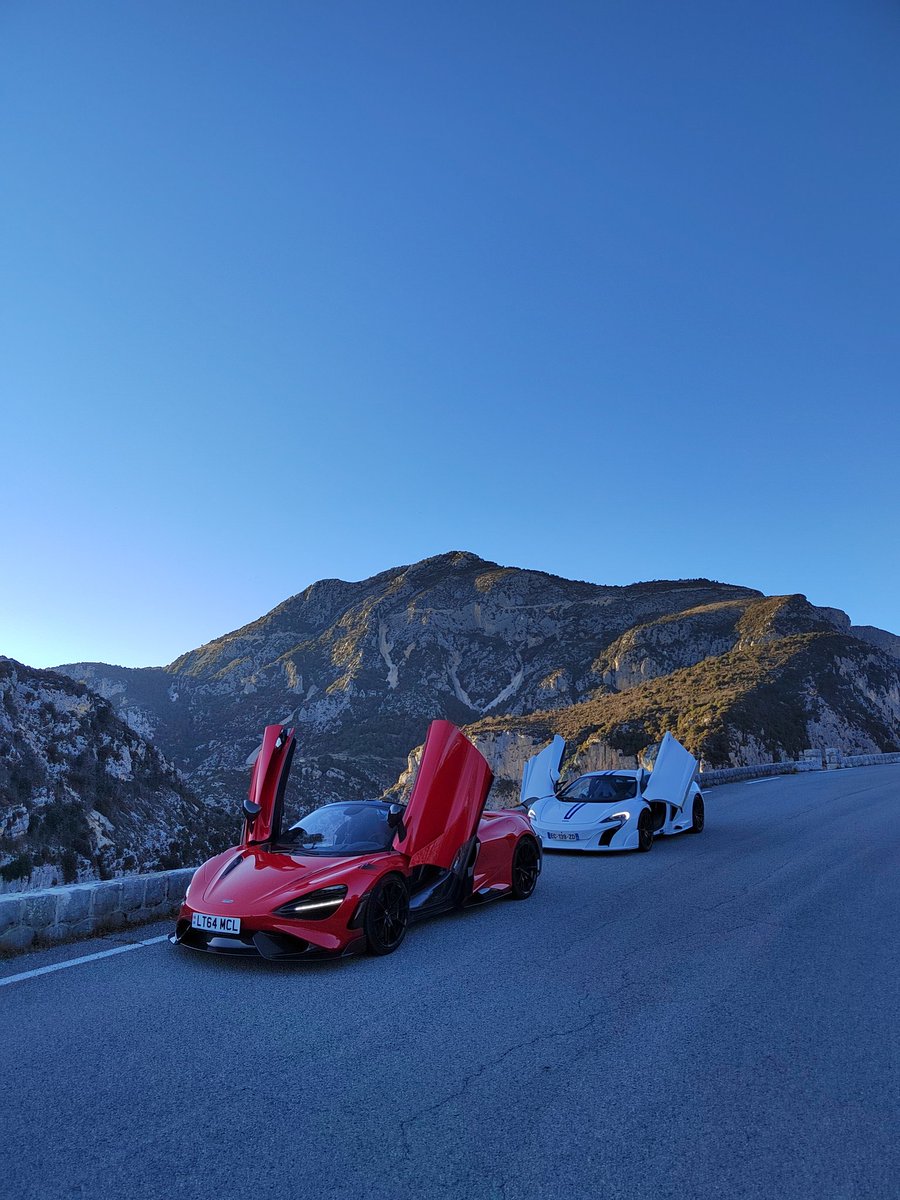 InfoFrance06's tweet photo. 765LT ou 675LT ? C'était incroyable 🔥
#Mclaren #FrenchRiviera https://t.co/15I2CwbGIo