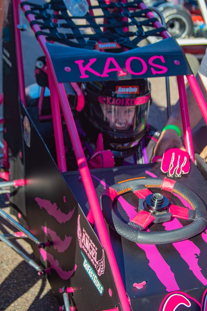 KaosKenzeeRacin's tweet photo. Photos from our win @phoenixraceway 
@di9Designs @StrokerAceKid @ChaseArmy1 @bobmulhausen https://t.co/IqvTOeOkkb