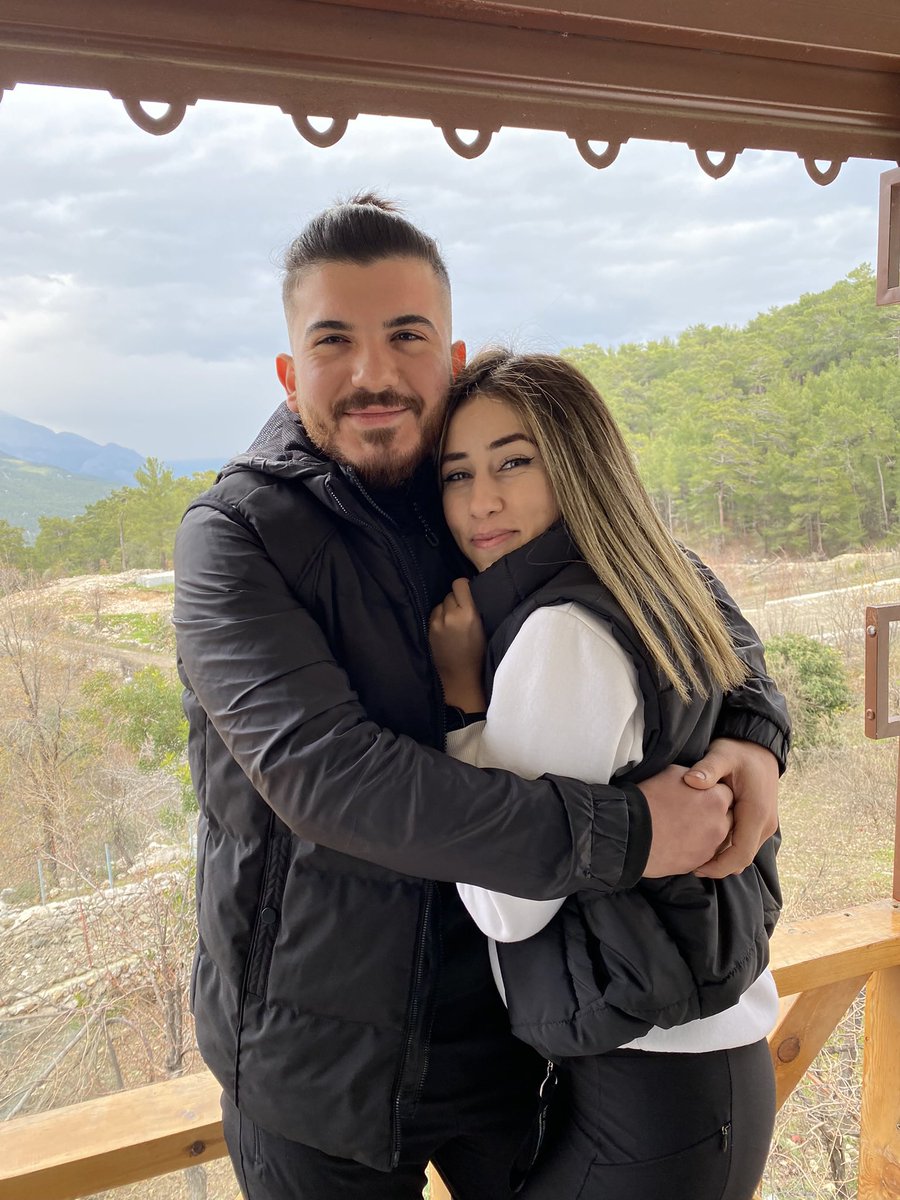 Telaşımı hoş gör, ıslandığım ilk yağmursun.❤️‍🔥 <a href="/SertcelikZeynep/">zeynep🌙</a>