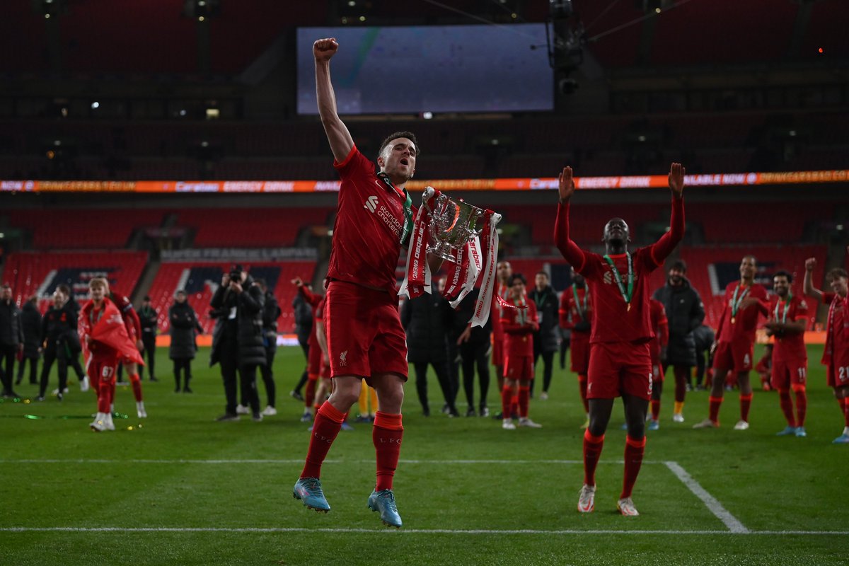 LFC's tweet photo. 𝙊𝙃𝙃𝙃𝙃𝙃 𝙃𝙄𝙎 𝙉𝘼𝙈𝙀 𝙄𝙎 𝘿𝙄𝙊𝙂𝙊 🎶🏆 https://t.co/syz7HTMLCt