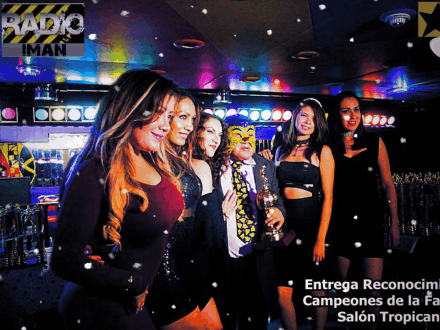 marcelo23780374's tweet photo. "I.E. ENTRETENIMIENTO"   COMPARTE GRAN RECUERDO
      "EN ESOS GRANDES MOMENTOS DE ALEGRIA Y DE HACER UNA FAMILIA NO SE OLVIDAD"
"LAS CHICAS EXPLOSIVAS" JENNY, MIREILLE, K-SSANDRA, CON SUPER PINOCHO, DOS COMPAÑERAS DE QUERETARO 2017 S. TROPICANA FOTO: RADIO IMAN ARTURO. ZAMORA https://t.co/WLTJn9sLEQ