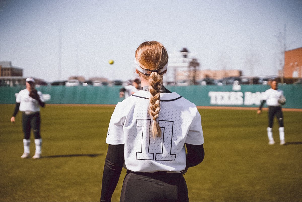 cowgirlsb's tweet photo. Into the Cowgirl lineup for her first career start, No. 11 Katelynn Carwile 🧡

#MovingForward | @katecarwile https://t.co/iy1o5sRFvd