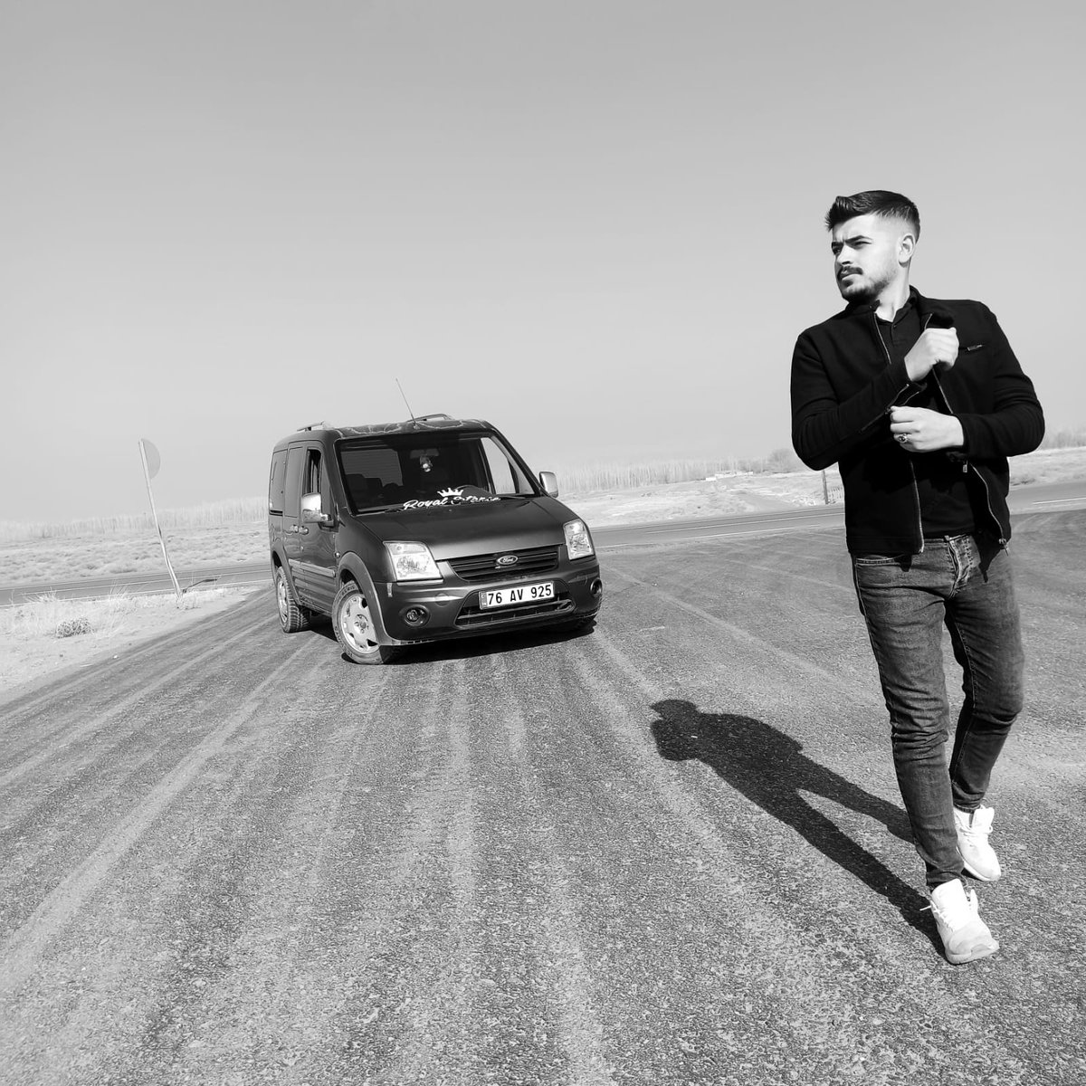 Umutbey76's tweet photo. #YeniProfilResmi https://t.co/OOUQOAG0vK