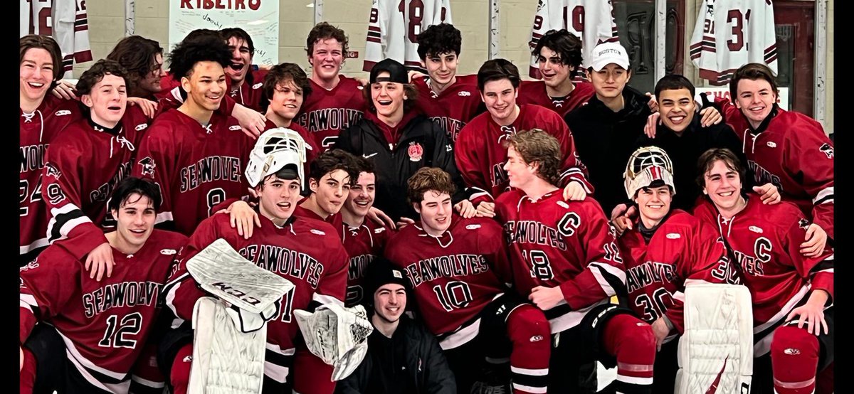 Lori Zaccari tweet media