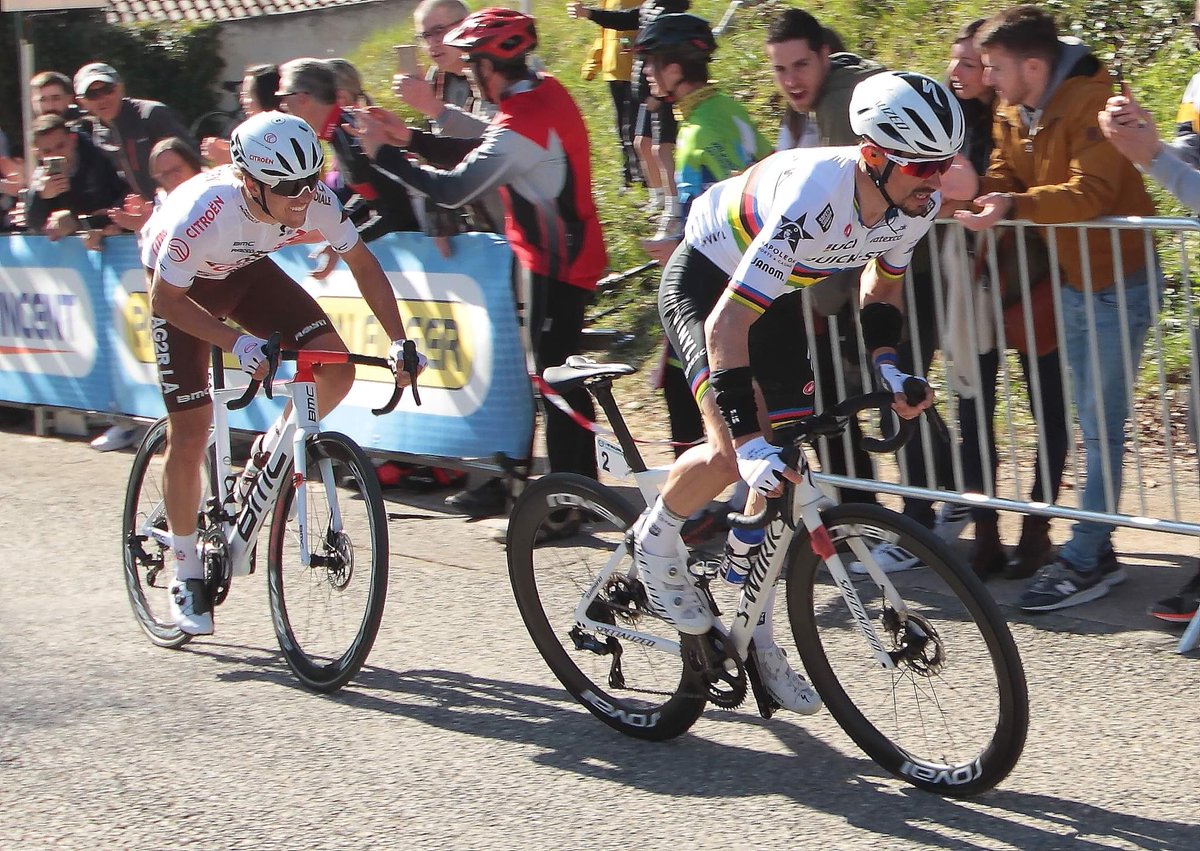 colinmacardeche's tweet photo. @alafpolak1 @BenoitCosnefroy @AG2RCITROENTEAM @qst_alphavinyl 
@boucles_classic https://t.co/0oXBhptrNS