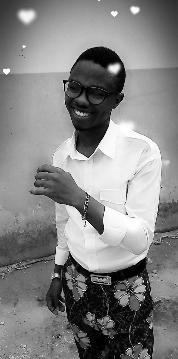 JudeOffiong5's tweet photo. The ultimate smile challenge
King of smiles
Feel free to contact....
#Fresh
#sundayvibes
#issagoal https://t.co/QLHMDOnzJZ