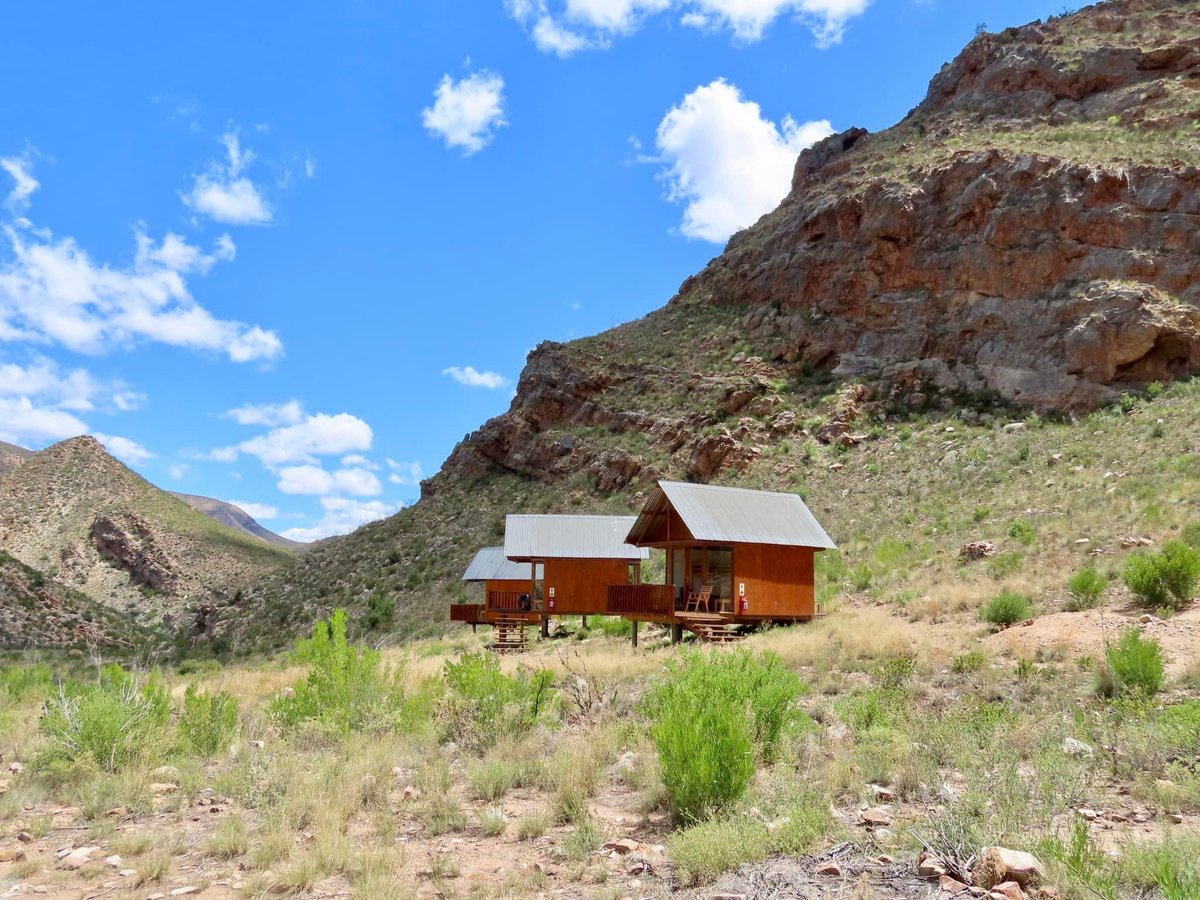 Tourism_gov_za's tweet photo. The Dept of Tourism & ECPTA using EU funding, upgraded 12 sleeper huts along the 3 Leopard Trail camps in the Baviaanskloof. Last week tourist guides & media were among the first to enjoy the revamped infrastructure
#ECYours2Explore #WeDoTourism #TourismRecovery #theleopardtrail https://t.co/yNSN3SvCcQ