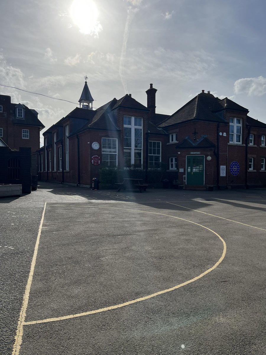 Yesterday I spent the day in this incredible school talking all things learning and children. Becoming a school governor has been such a rewarding volunteer role, it helps me take a different perspective on the day to day and supports children to be the best they can be #governor