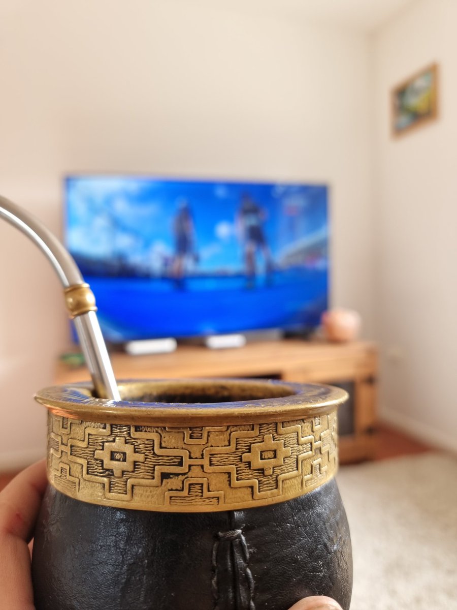 magootapia's tweet photo. Domingo de deportes ahora padel gracias a @zappingtvla #WPTXzapping y después a ver a la franja @Cruzados 🇫🇮 https://t.co/tX4IHNQOP5