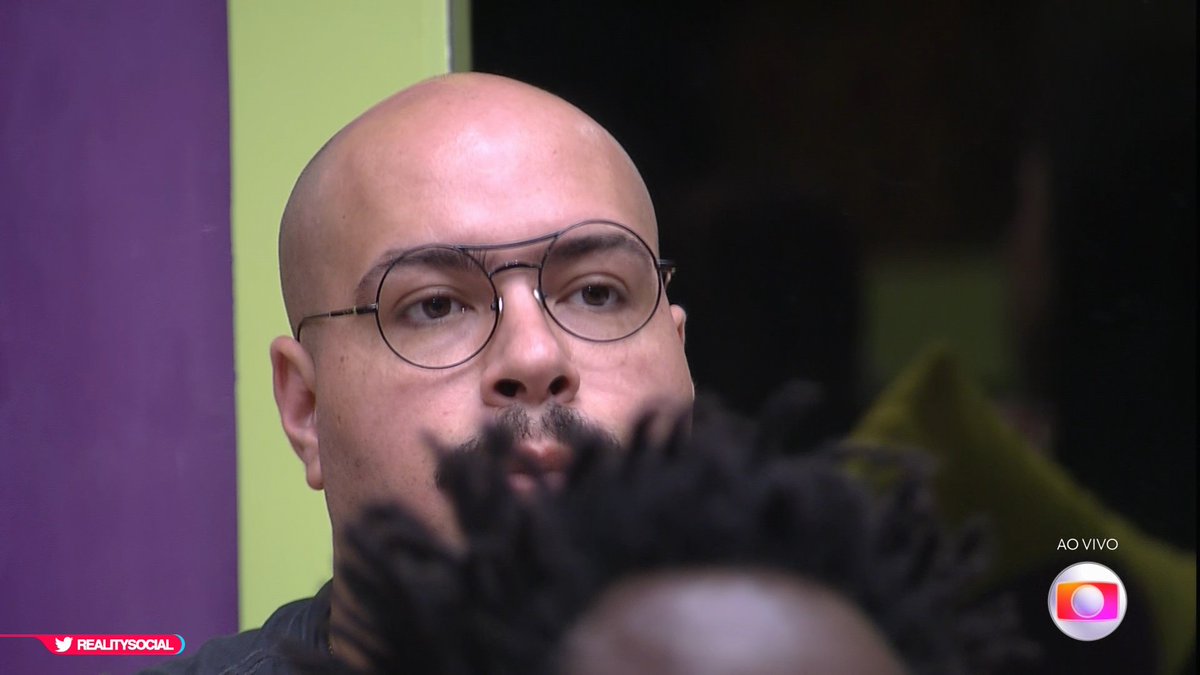 uaicara_'s tweet photo. O Tiago simplesmente desistiu porque  e o dele estava na reta e não queira sair  KKKKKKKKKKKKKKKKKK#BBB22 https://t.co/sc9aubIPPK