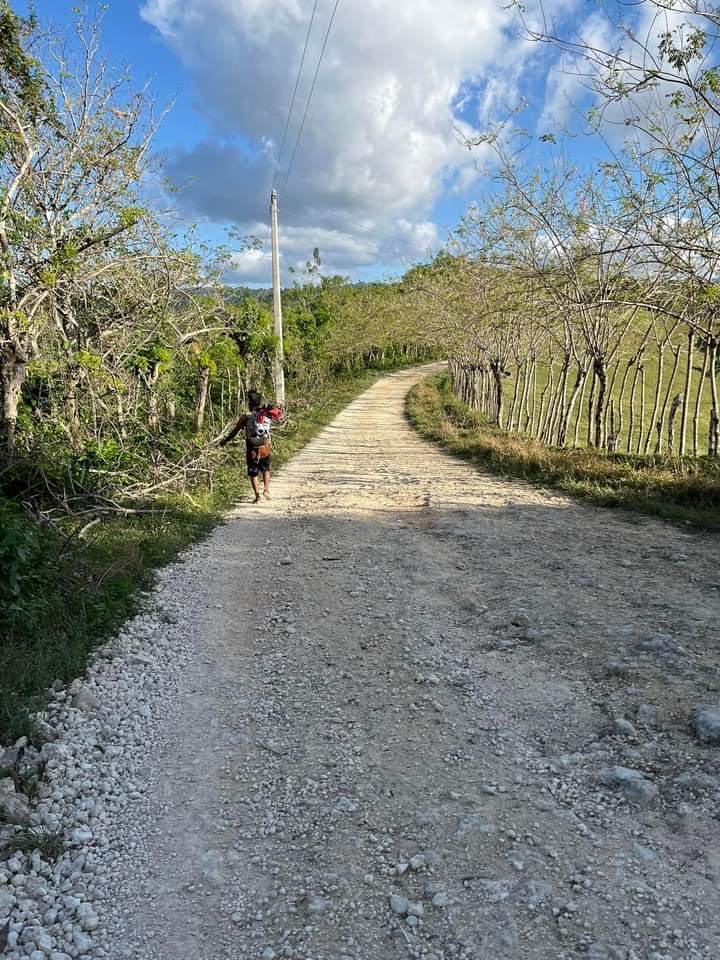 mocaespaillatrd's tweet photo. Los Bueyes Moca Rigo dice:
Para mi🙋‍♂️la lentitud es un valor positivo 🚶‍♂️y la paciencia sigue siendo una virtud🧍‍♂️porque en un mundo adicto a la velocidad y la prisa🏃‍♂️la lentitud es un poder 🧎‍♀️
#ProvinciaEspaillat https://t.co/nxfjbrRorN
