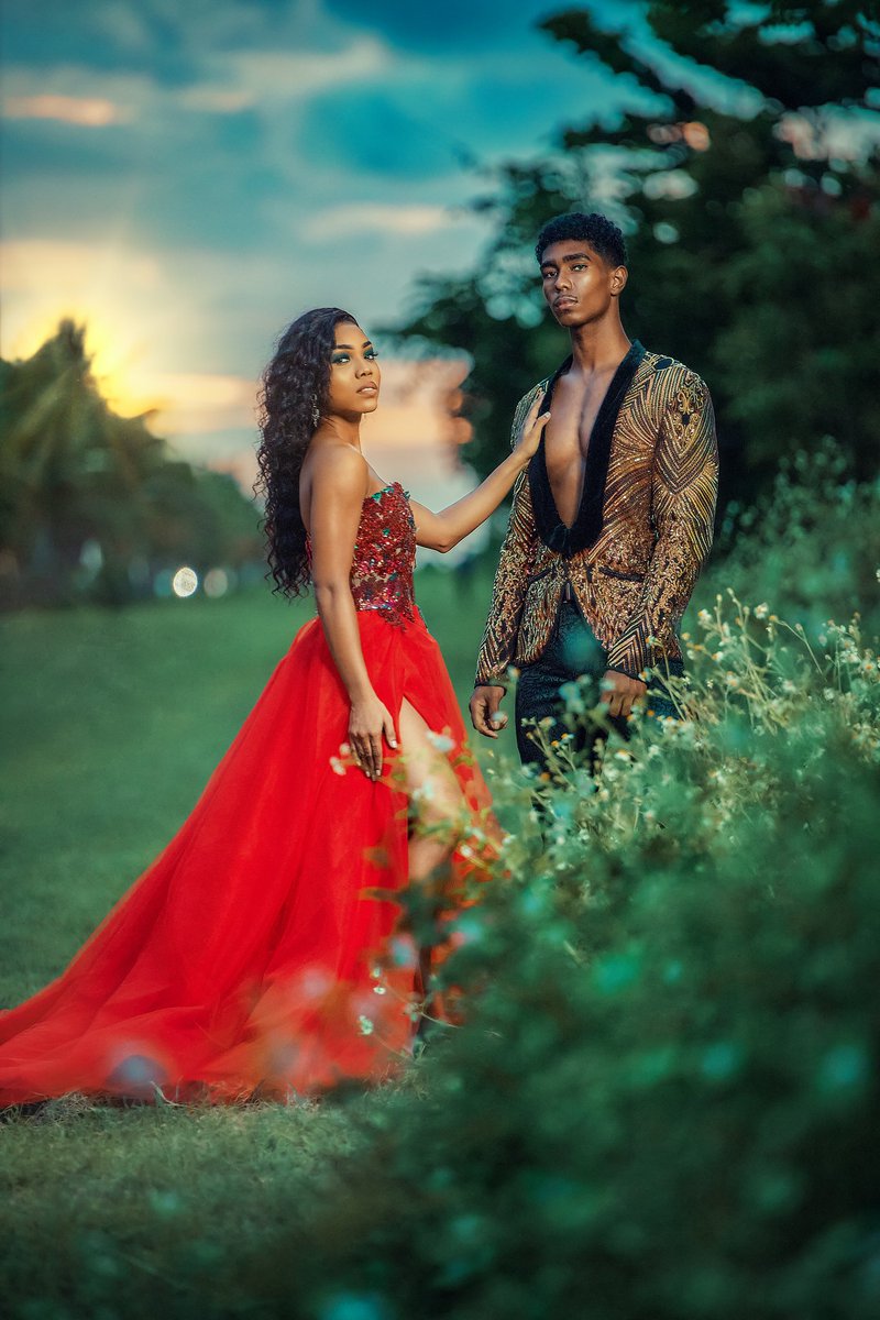 ihouseofpearson's tweet photo. THE WOMAN IN THE RED DRESS
.
.
Models:
Aliya Wong
Elion Beaton
.
Photography and Edit: Infinityphotograhy
💯
.
MUA: @RenzyChest 
.
Designs:
@ihouseofpearson 
.
#reddress #houseofpearson #menswear2022 #womenswear2022 #highfashion #fashion #photoshoot #houseofpearsongowns https://t.co/eP625CEOKc