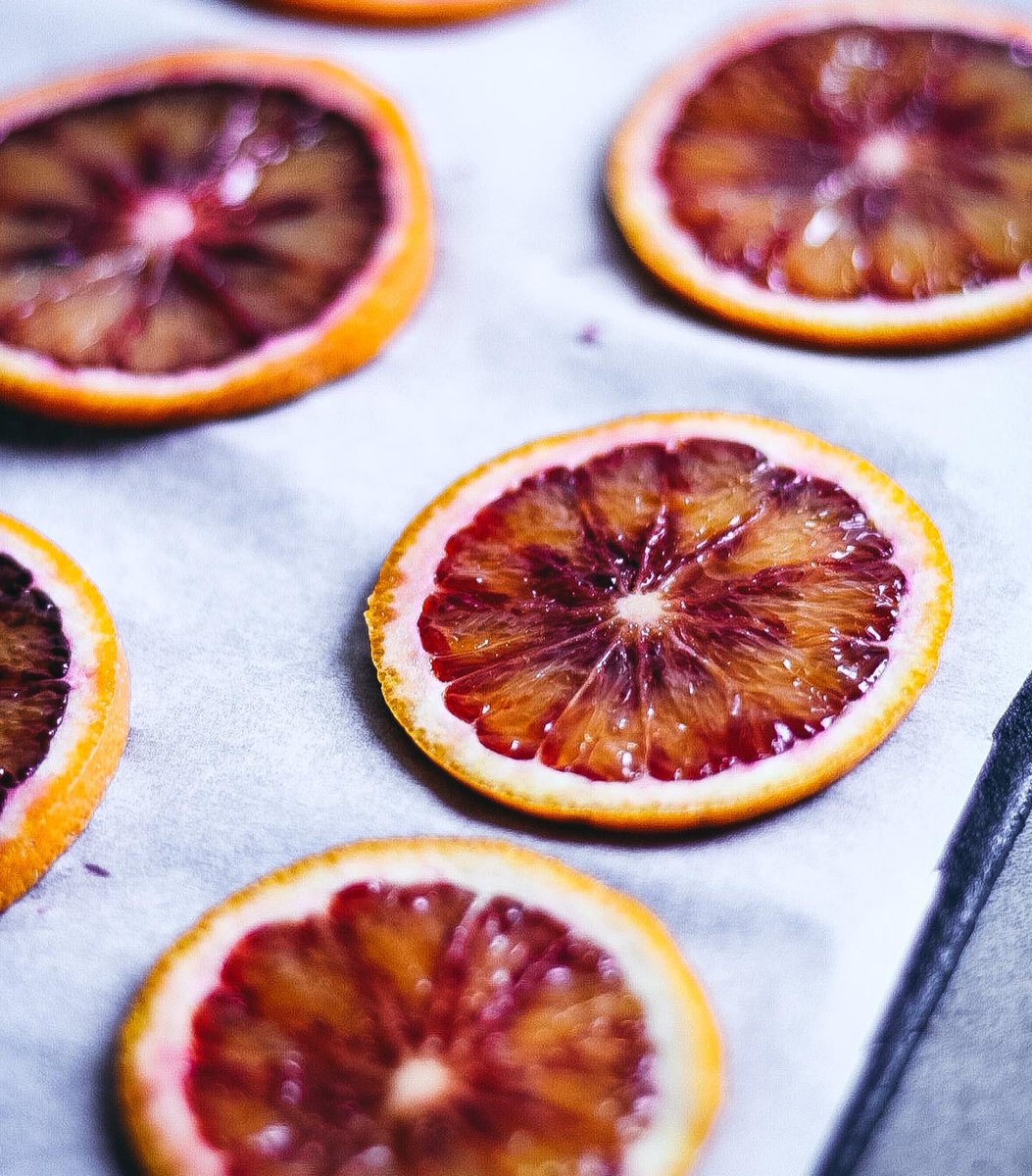 House_of_Coco's tweet photo. Finish your weekend RIGHT with this easy one tin bake 🍰
Our girl Debs has been rustling up this Blood Orange Bundt
An easy bake using seasonal ingredients. We had you at moist, right? #CocoKitchen https://t.co/KsgzQMIezx #Foodie #GBBO #Baking https://t.co/ocjeMaPaR3