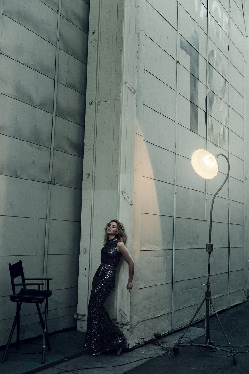 JenLawrence_BR's tweet photo. Jennifer Lawrence para Harper's Bazaar Singapore (2018) https://t.co/WTTcKmNsNq