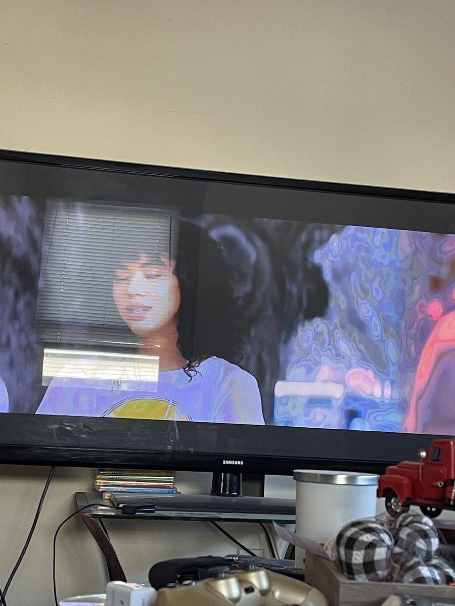 matt_tardiff's tweet photo. Watching @ScreamMovies #stab6 #stabmovies #scream #scream5 https://t.co/JZ2OQ6dNrL