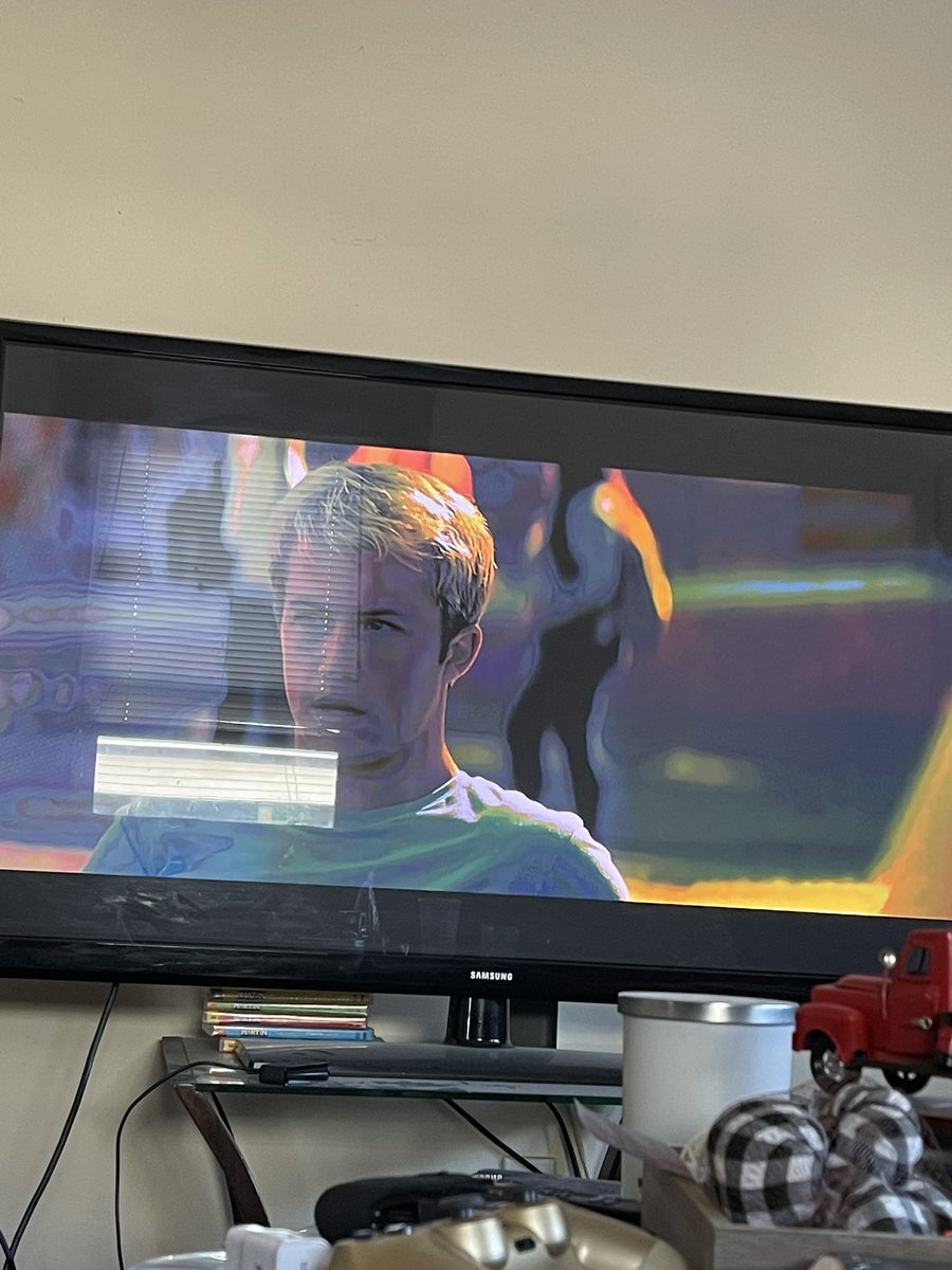 matt_tardiff's tweet photo. Watching @ScreamMovies #stab6 #stabmovies #scream #scream5 https://t.co/JZ2OQ6dNrL