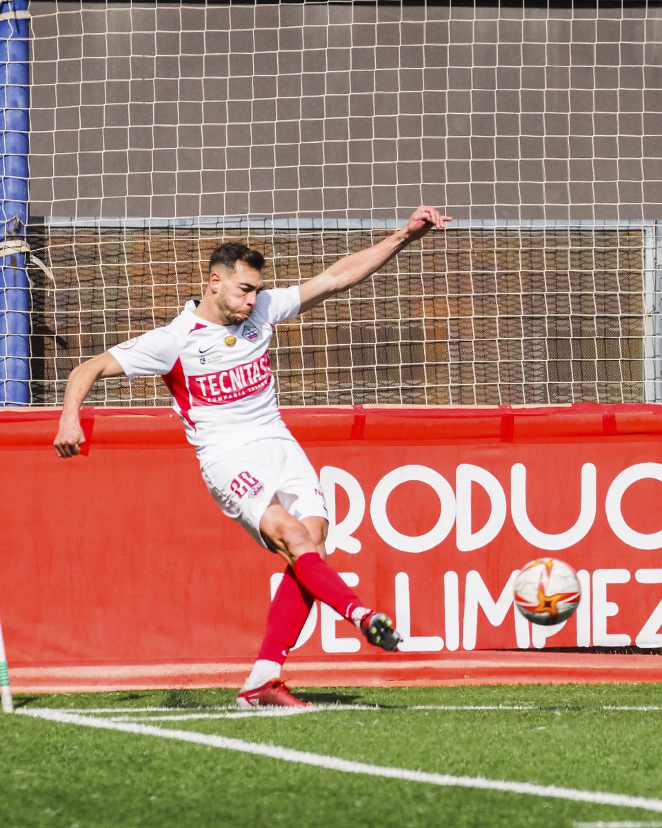 UDSanse's tweet photo. 📸 𝗚𝗔𝗟𝗘𝗥Í𝗔 𝗙𝗢𝗧𝗢𝗚𝗥Á𝗙𝗜𝗖𝗔 | Os dejamos las mejores fotos del partido de hoy 🆚 @RCDeportivo 

📷 @Fenn_mc 

#VamosSanse
#UDSanseDepor https://t.co/QxKQWlzuA1