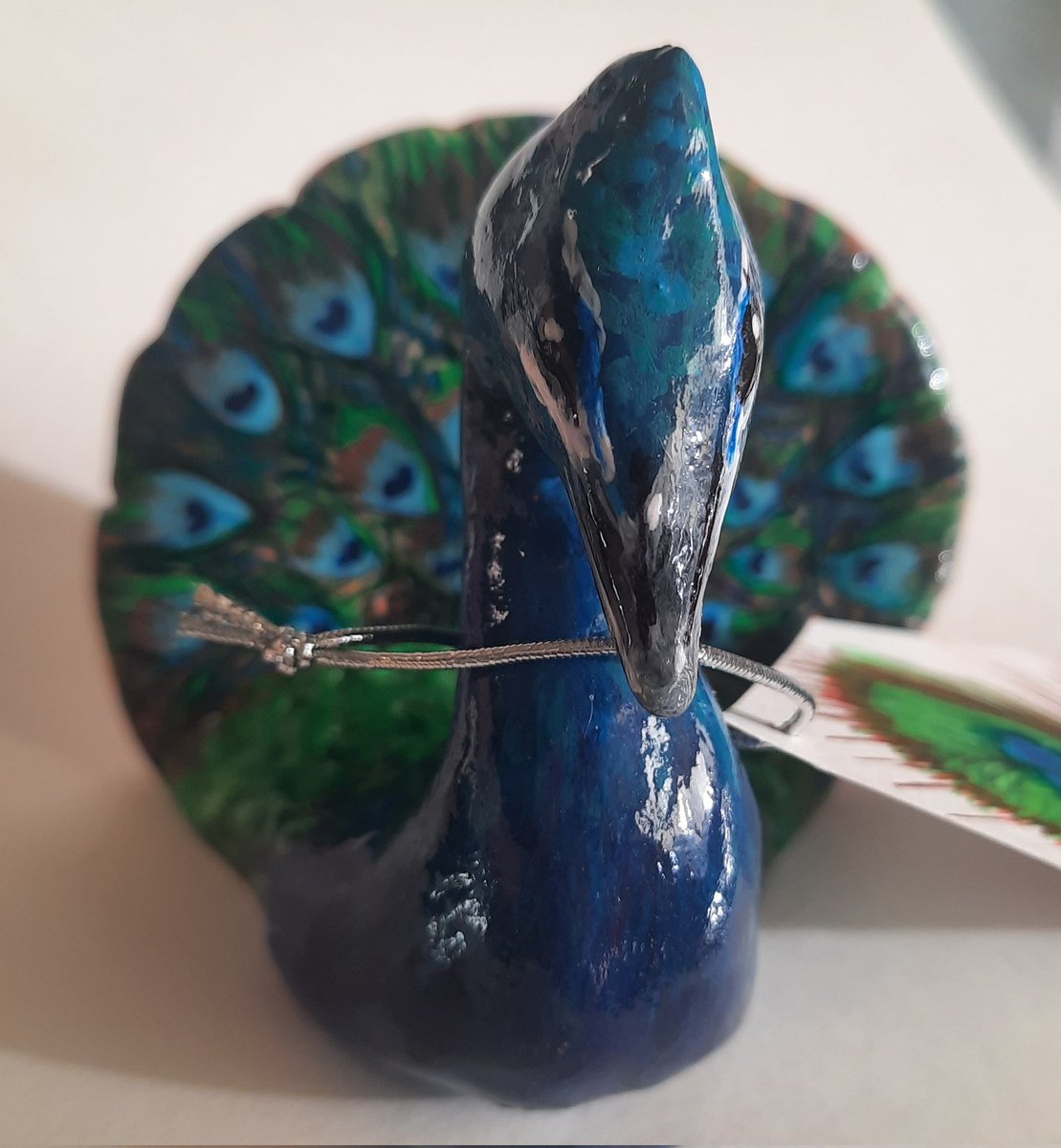 RT @earthandsandba: This Peacock ornament is off to a new home. 
https://t.co/5BboWfOoU3 https://t.co/WoxZgWrshC