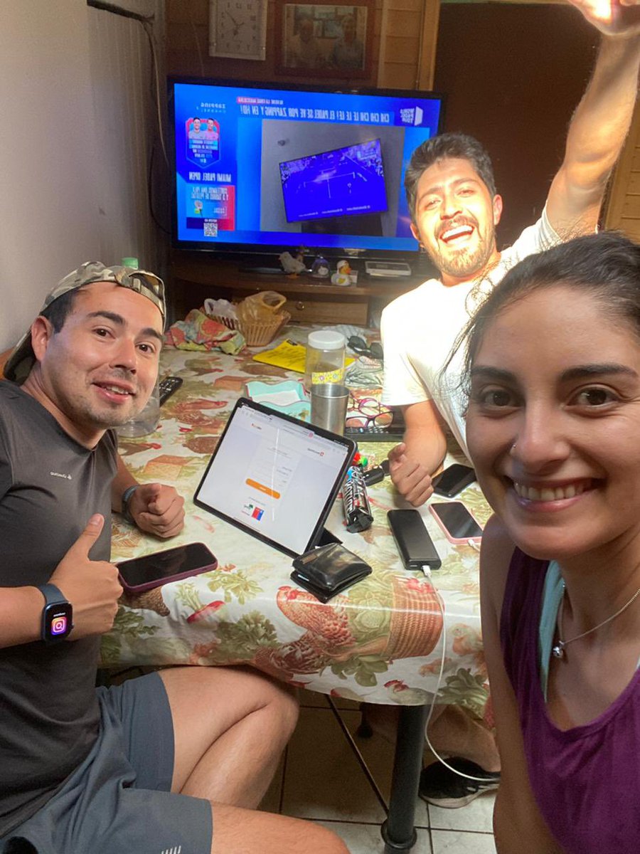 giov91's tweet photo. Viendo la tremenda final #wptenzapping #zapping #WorldPadelTour #WPTXzapping https://t.co/mGDgqY7SQp