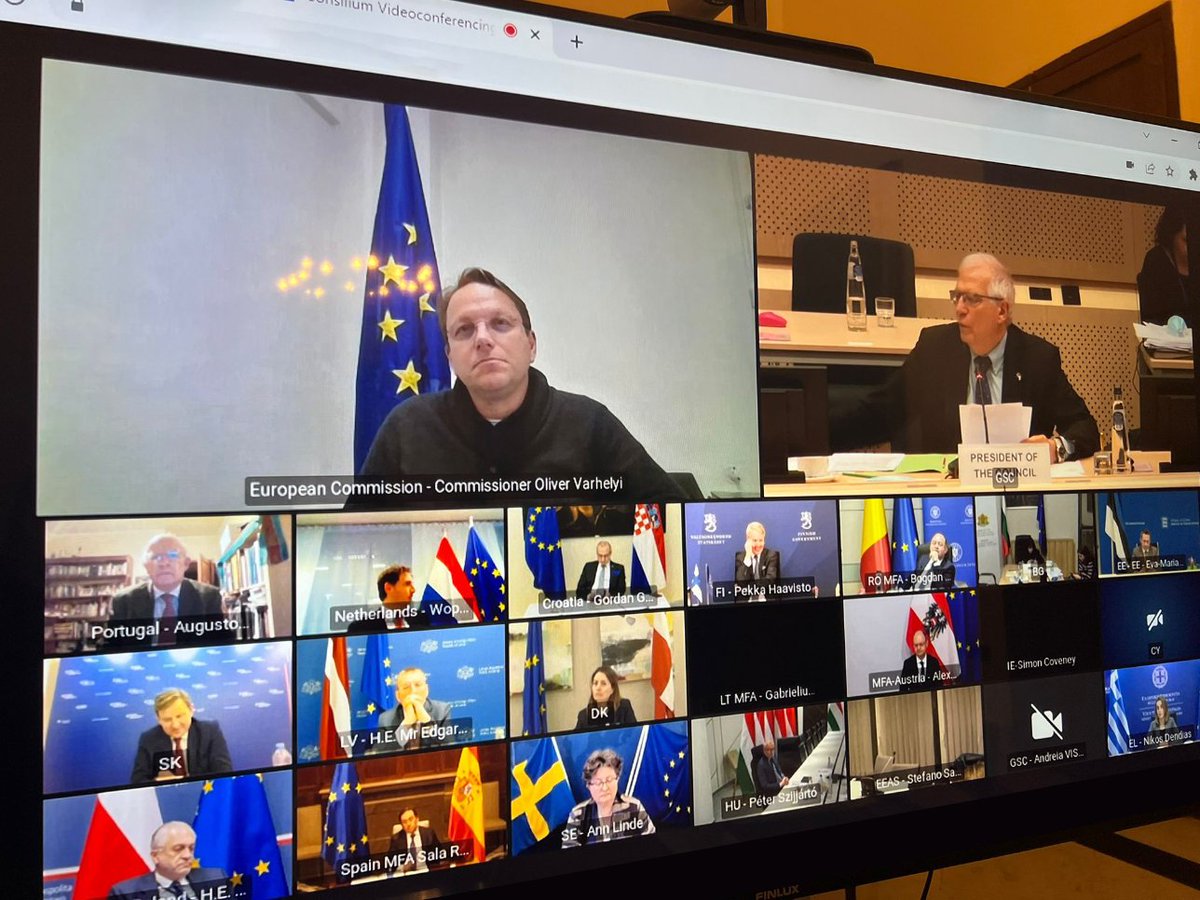 EvaristBartolo's tweet photo. In a virtual meeting held tonight, as #EU Foreign Ministers we discussed ways to help Ukrainian people in the fierce war they are suffering from the military forces of the Russian Federation. As a neutral country, we will not help with weapons but with medicines.

(1/2) https://t.co/FEybfeiHOR