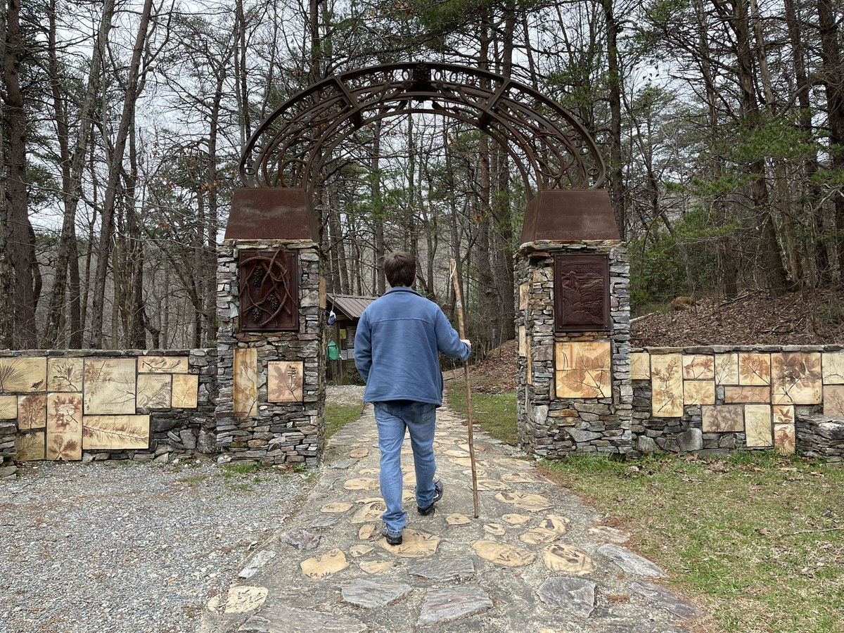 KrisRPT's tweet photo. Ventured out into nature yesterday at #MountCheahaStatePark and a tiny portion of the #PinhotiTrail. Hiked a total of ~8 miles. Such a wonderful day. #getoutdoors #hike #pathways #nature #thegreatoutdoors https://t.co/ePqAqrMc3f