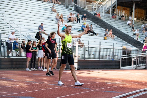 RunBlogRun's tweet photo. Congrats to @joshkerr97, who broke the iconic @britathletics NR for the indoor mile, as well as the @euroathletics record with his 3:48.87 today! Damn, that is fast! @brooksbeasts, @dtmack, #runhappy, @scotathletics, @running_network, , #howlaophotography, @jimweberseattle, https://t.co/t2FJhsKyQe