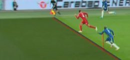 sw61964's tweet photo. #var #cheliv can some one explain to me why the #offside line is assessed against #lukaku s arm but #vandyk s feet. If judged against the same body part for each player lukaku is clearly onside. Albeit he was level anyway. Something is wrong with the integrity of the officials https://t.co/lN8bSEtqDH